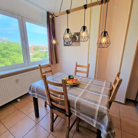 Apartment O02-010 *